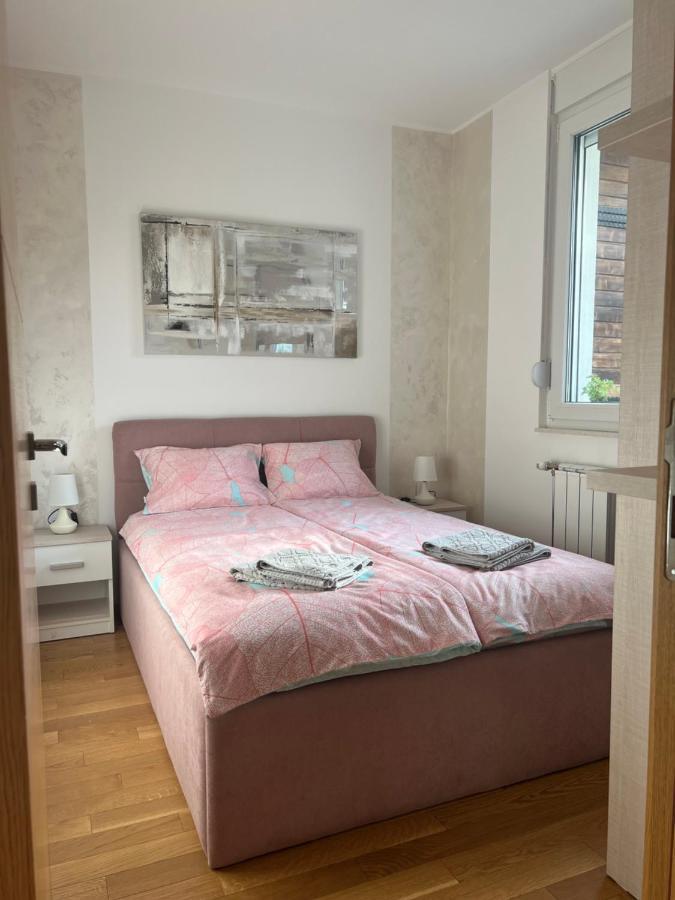 Apartment Luxe Nine Novi Sad Exterior photo