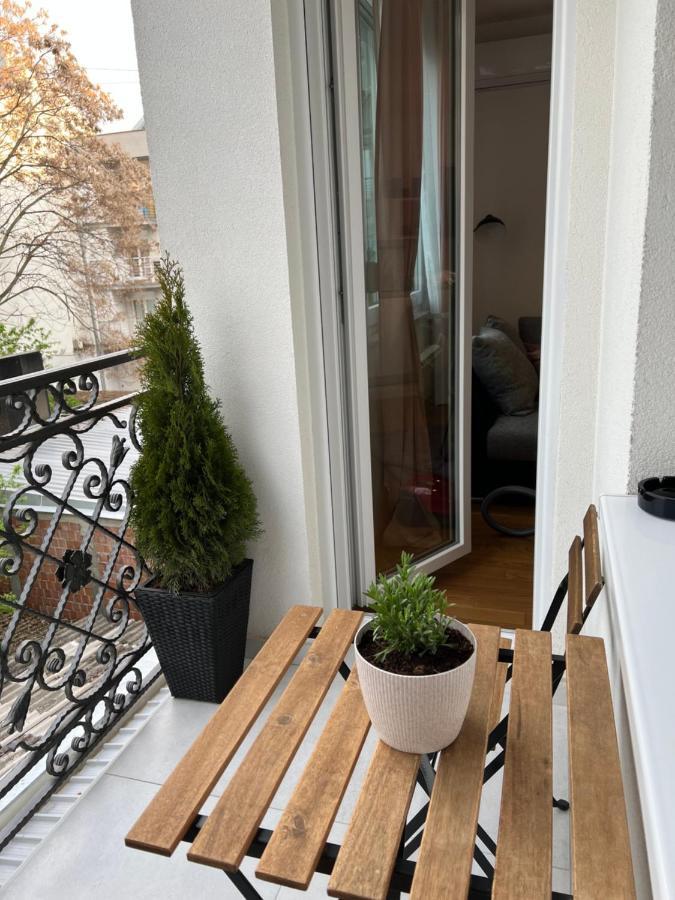 Apartment Luxe Nine Novi Sad Exterior photo