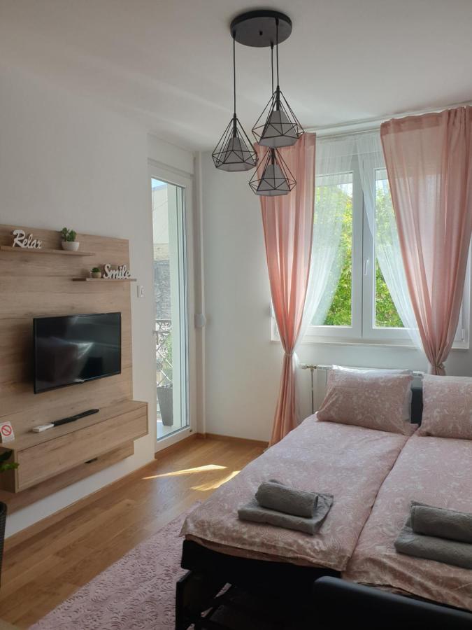 Apartment Luxe Nine Novi Sad Exterior photo